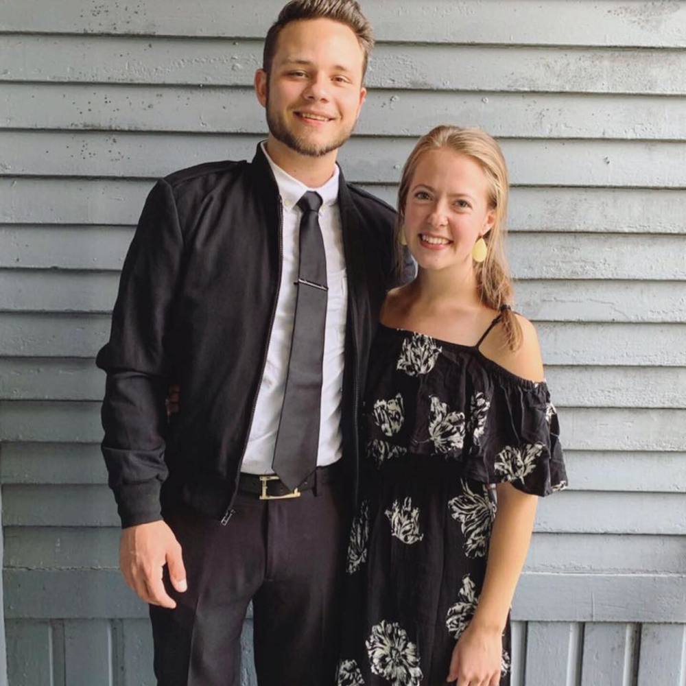 Meet your Posher, Caitlin